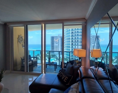 2501 S Ocean Dr - Photo Thumbnail 11