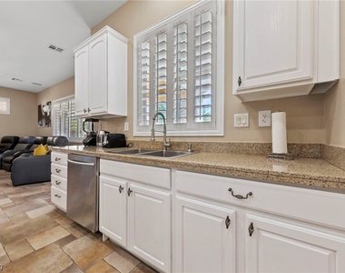 10540 Eagle Nest Street - Photo Thumbnail 23