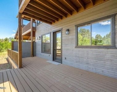 1400 W Navajo Lane - Photo Thumbnail 9