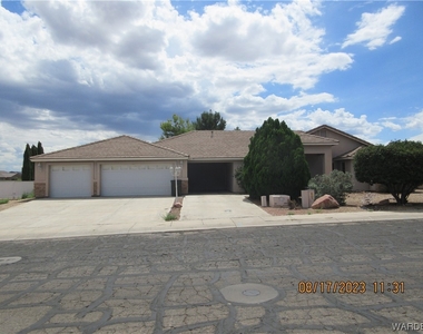 3890 Walleck Ranch - Photo Thumbnail 0