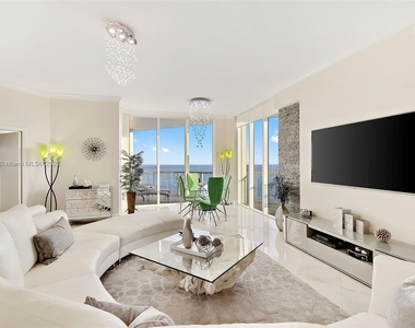 16699 Collins Ave - Photo Thumbnail 17