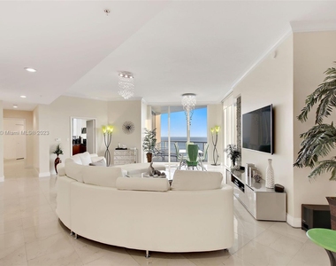 16699 Collins Ave - Photo Thumbnail 16