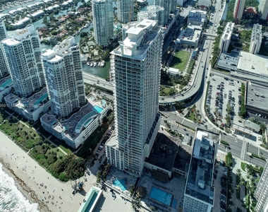 16699 Collins Ave - Photo Thumbnail 37