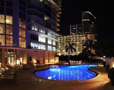 16699 Collins Ave - Photo Thumbnail 42