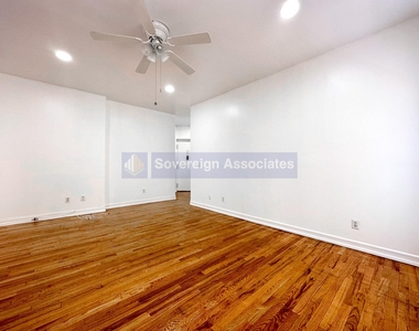 320 Wadsworth Avenue - Photo Thumbnail 1