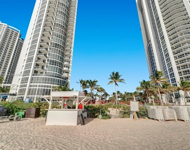 18101 Collins Ave - Photo Thumbnail 75