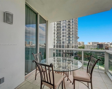 18101 Collins Ave - Photo Thumbnail 44