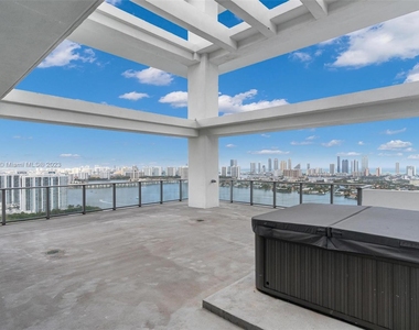 16385 Biscayne Blvd - Photo Thumbnail 43