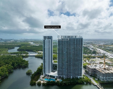 16385 Biscayne Blvd - Photo Thumbnail 5