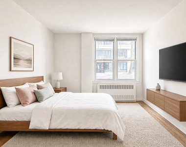 270 West 25th Street - Photo Thumbnail 4