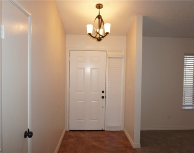 971 Finchwood Lane - Photo Thumbnail 23