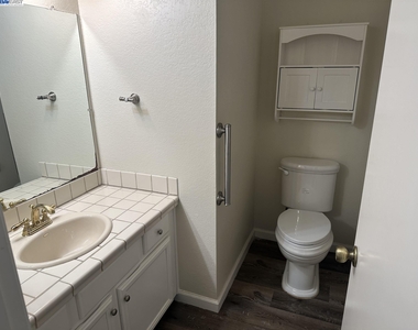 3536 Pimlico Dr - Photo Thumbnail 7