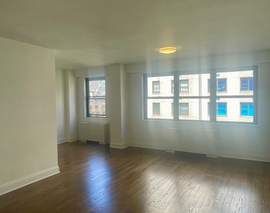 400 East 89th Street, 6N - Photo Thumbnail 3