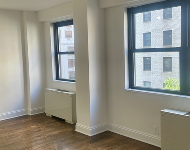 400 East 89th Street, 6N - Photo Thumbnail 1