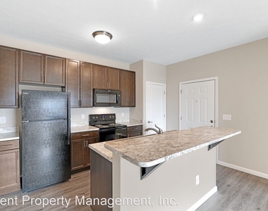 4600 Sunbury Springs Parkway Unit 101 - Photo Thumbnail 2