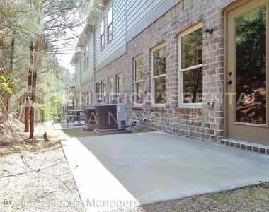 4311 Lochshire Lane - Photo Thumbnail 27