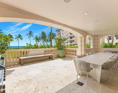 7813 Fisher Island Dr - Photo Thumbnail 24