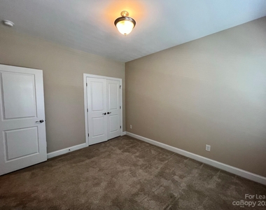 15531 Laverack Lane - Photo Thumbnail 15