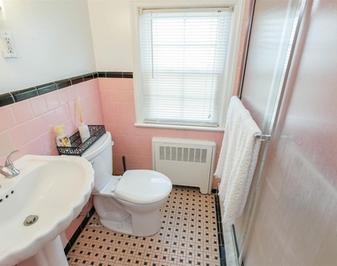 110 N Pembroke Ave - Photo Thumbnail 20