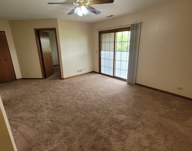 941 Millcreek Circle - Photo Thumbnail 16