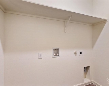 1408 Ancer Way - Photo Thumbnail 14