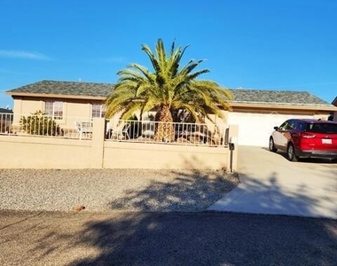 2555 Hacienda Pl - Photo Thumbnail 0