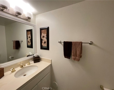 4309 Willow Glen Street - Photo Thumbnail 6