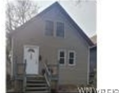 708 Sherman Street - Photo Thumbnail 0