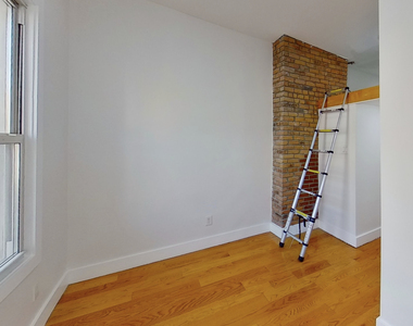 564 Central Avenue - Photo Thumbnail 2