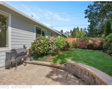 3019 Winkel Way - Photo Thumbnail 31