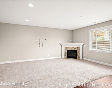 16994 Nw Madrone St, - Photo Thumbnail 4