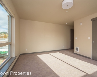 5885 S Macadam Avenue - Photo Thumbnail 12