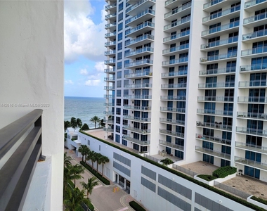 3505 S Ocean Dr - Photo Thumbnail 23