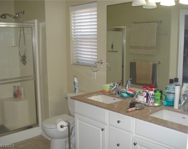 5715 Crowbush Cove Place - Photo Thumbnail 10