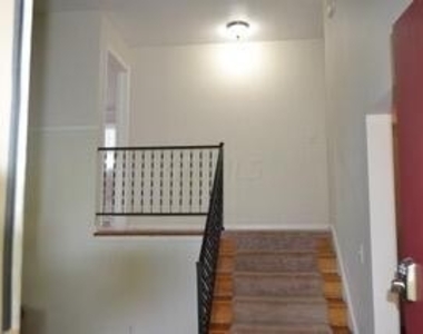 205 S Napoleon Avenue - Photo Thumbnail 8