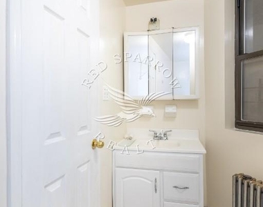 420 East 83rd Street - Photo Thumbnail 7