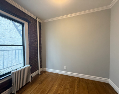 410 East 13th Street - Photo Thumbnail 6