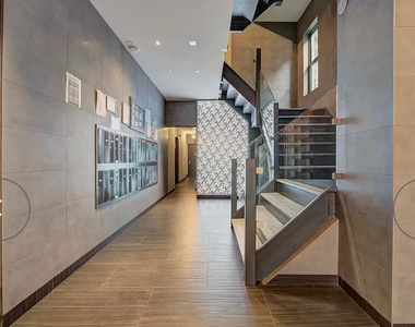 410 East 13th Street - Photo Thumbnail 11