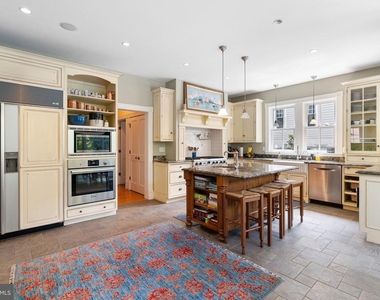 206 E Jefferson St - Photo Thumbnail 21