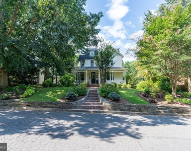 206 E Jefferson St - Photo Thumbnail 44