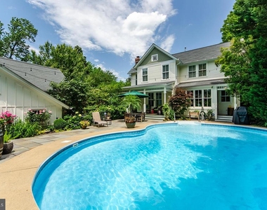 206 E Jefferson St - Photo Thumbnail 28