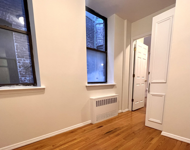 953 Amsterdam Avenue - Photo Thumbnail 1