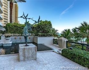 16051 Collins Ave - Photo Thumbnail 59