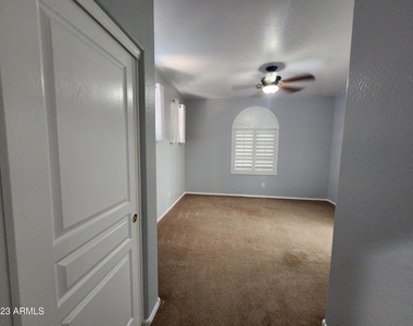 21810 E Cherrywood Drive - Photo Thumbnail 23