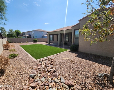 21810 E Cherrywood Drive - Photo Thumbnail 46