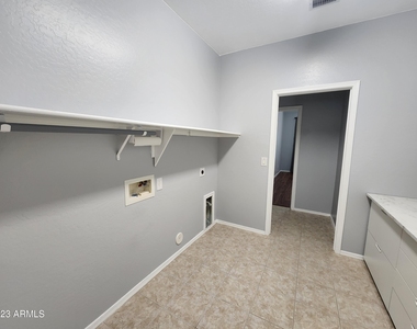 21810 E Cherrywood Drive - Photo Thumbnail 37