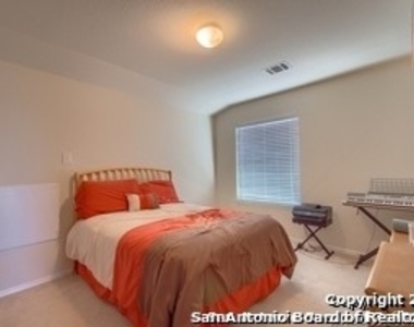 313 Brahma Way - Photo Thumbnail 20