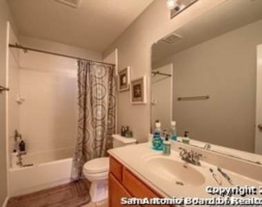 313 Brahma Way - Photo Thumbnail 21