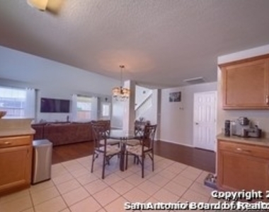 313 Brahma Way - Photo Thumbnail 15