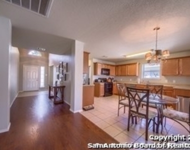 313 Brahma Way - Photo Thumbnail 19